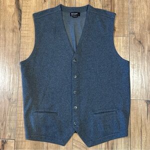 St. Croix Men's Made In USA Wool Blend 5 button Sweater Vest In Gray Size Large